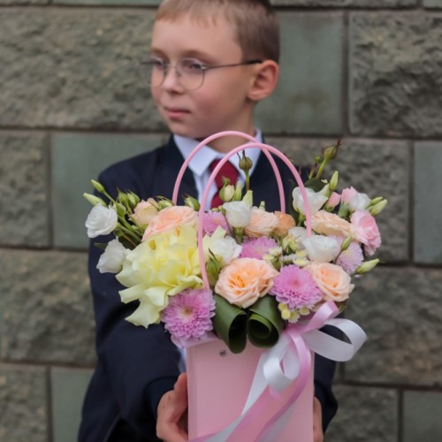 Композиция в сумочке с французской розой